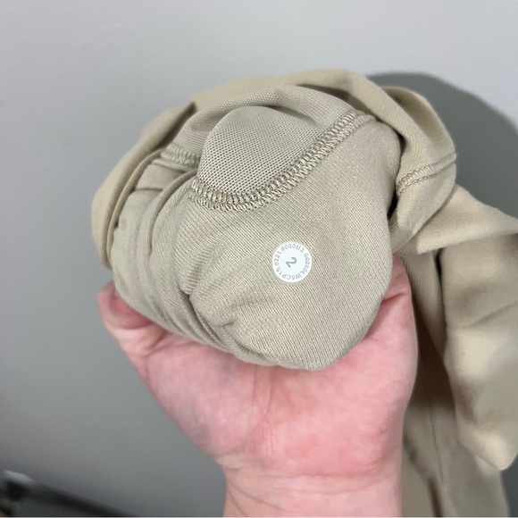 Lululemon Joggers Beige size 2 - Picture 5 of 5